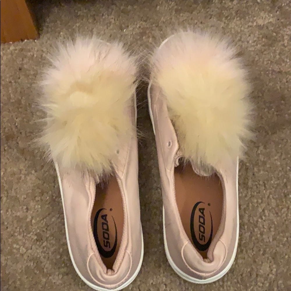 Dress shoes